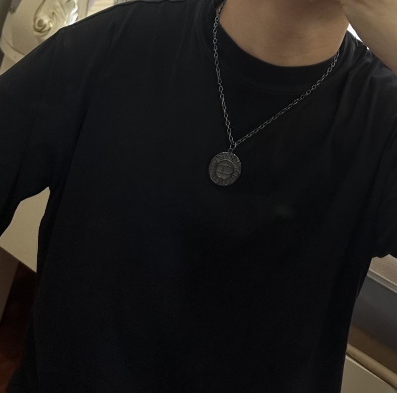 chr1st1an D10r necklaces